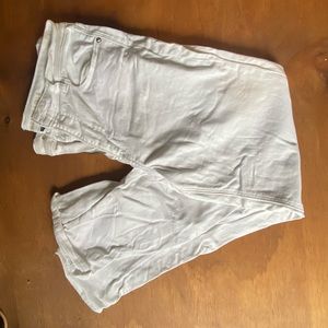 White American Eagle Mom Jean